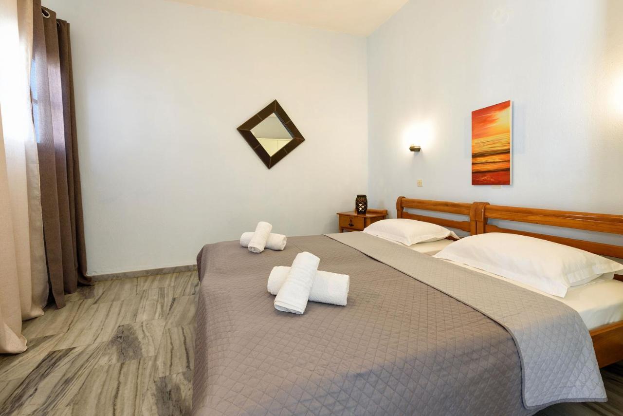 Astoria Apartments Paros Island Exterior photo